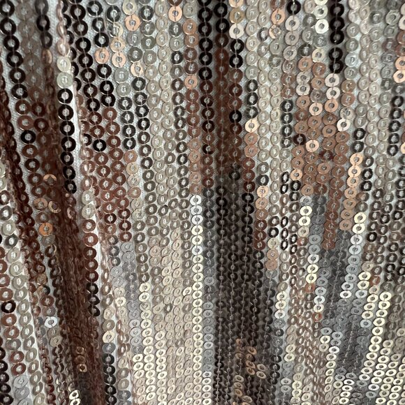NWT Express Gold Sequin Dress Size XS - Picture 3 of 5